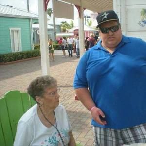 Meet your Posher, Todd